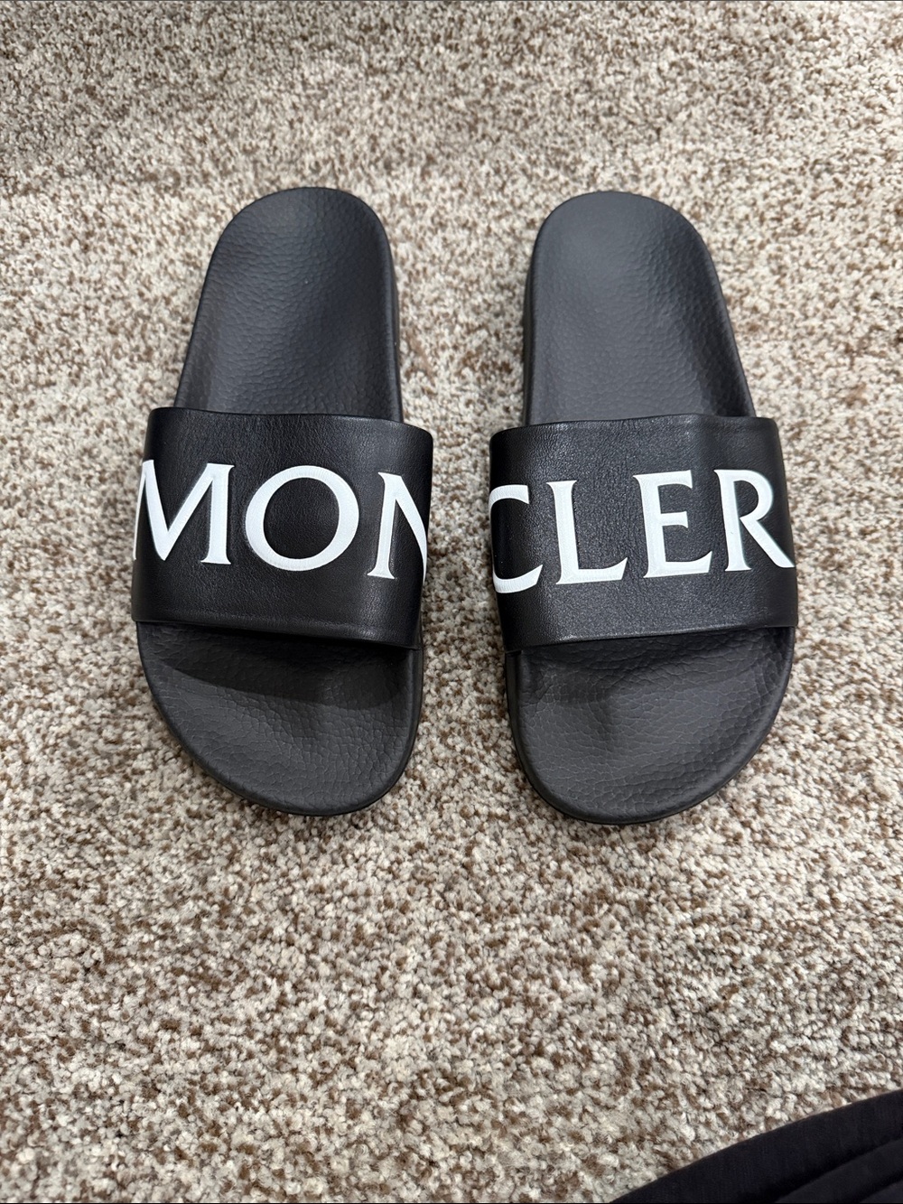 Moncler Logo Print Slides